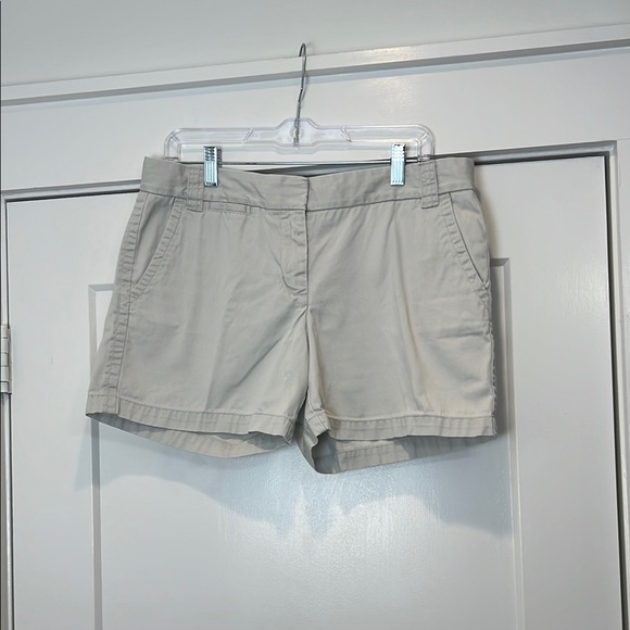 J. Crew City Fit Chino classic twill Tan Shorts Lightweight Casual size 10. - Picture 2 of 7